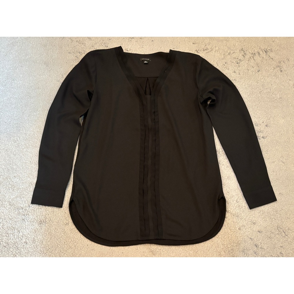 Ann Taylor Womens XS Black V-Neck Pleated Front Long Sleeve Blouse Top